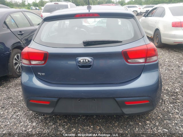 12614090 :رقم المزاد ، 3KPA25ADXME387800 vin ، 2021 Kia Rio 5-door مزاد بيع