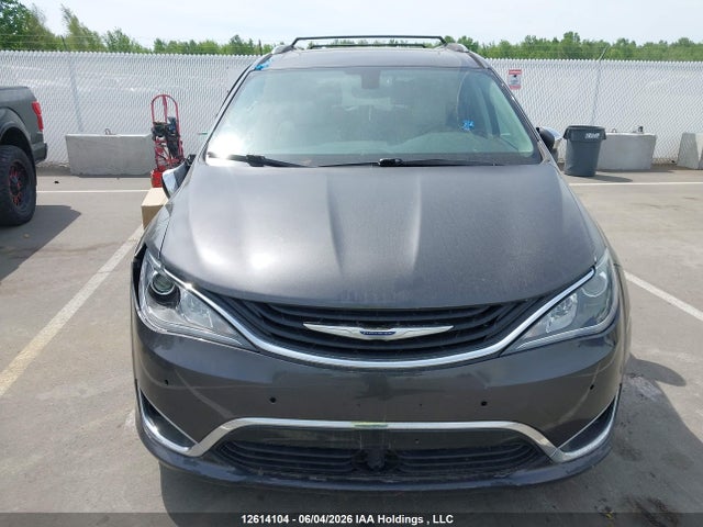 12614104 :رقم المزاد ، 2C4RC1N72JR289755 vin ، 2018 Chrysler Pacifica Hybrid Limited مزاد بيع