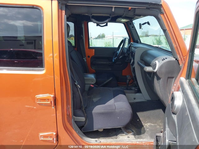 2010 Jeep Wrangler Unlimited Sahara მანქანა იყიდება აუქციონზე, vin: 1J4BA5H1XAL205674, აუქციონის ნომერი: 12614110