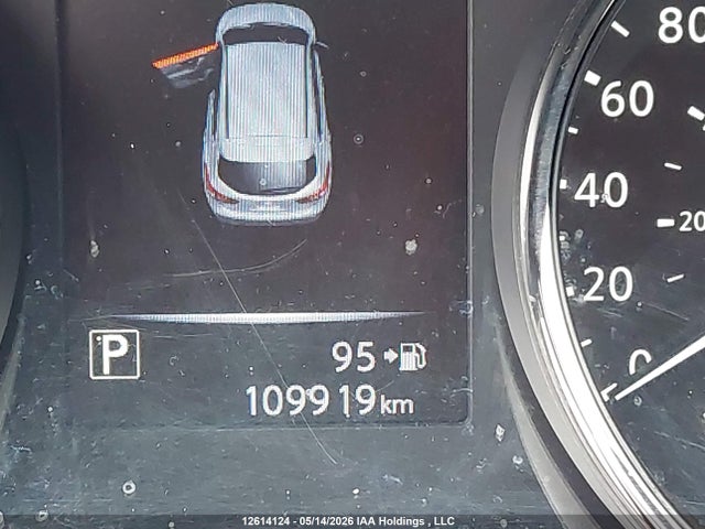 12614124 :رقم المزاد ، JN1BJ1CR5HW129174 vin ، 2017 Nissan Qashqai مزاد بيع