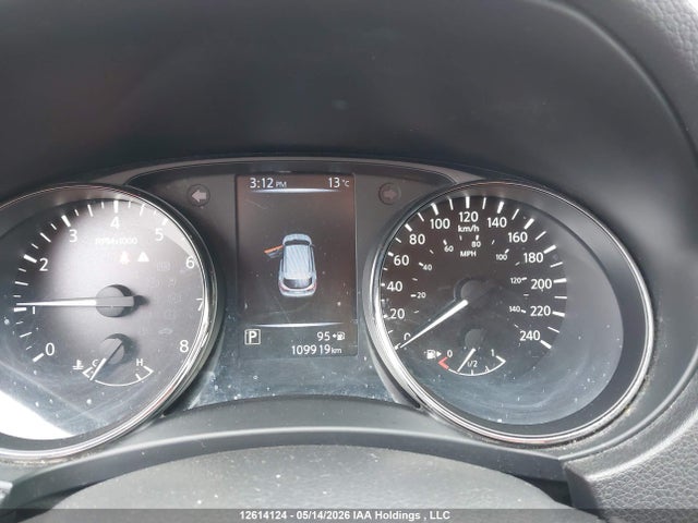 12614124 :رقم المزاد ، JN1BJ1CR5HW129174 vin ، 2017 Nissan Qashqai مزاد بيع