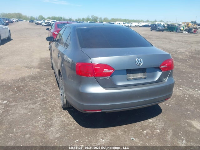 2013 Volkswagen Jetta 2.0l Trendline/2.0l Trendline+ მანქანა იყიდება აუქციონზე, vin: 3VW2K7AJXDM416298, აუქციონის ნომერი: 12614135