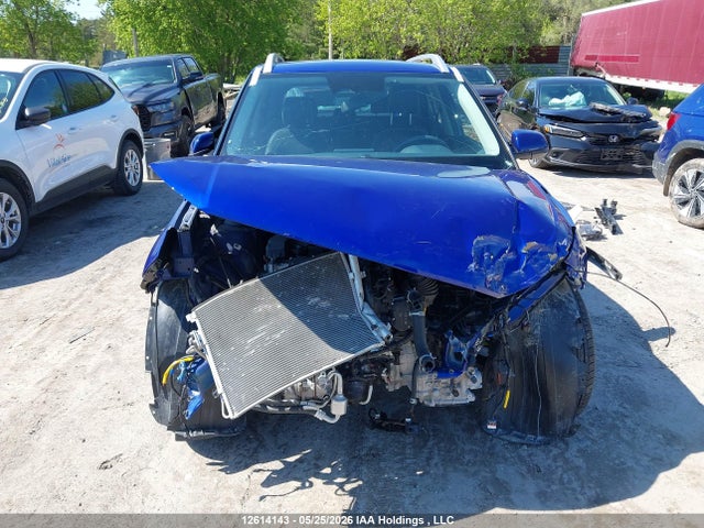 KMHRC8A39SU411894 Hyundai Venue
