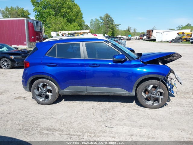 KMHRC8A39SU411894 Hyundai Venue