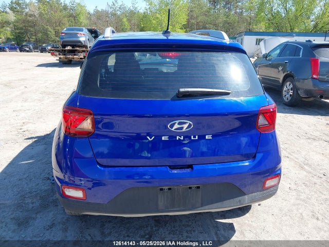 KMHRC8A39SU411894 Hyundai Venue