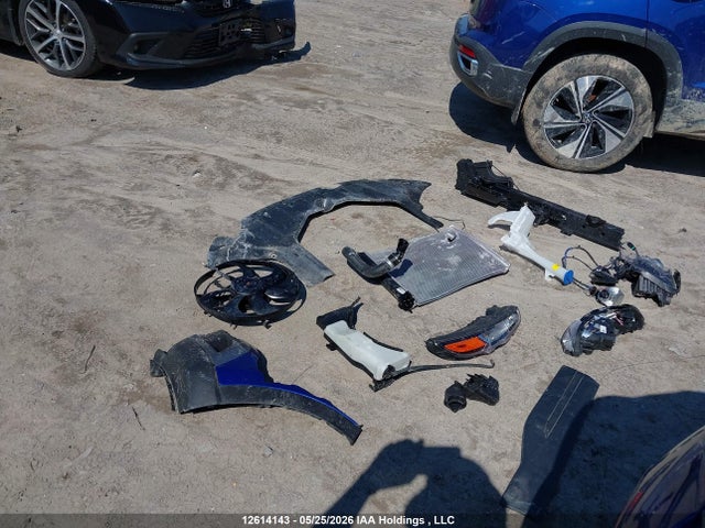 KMHRC8A39SU411894 Hyundai Venue