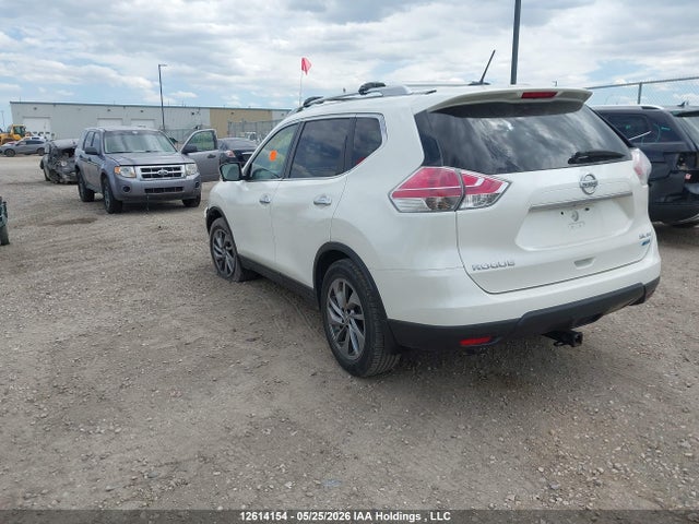 12614154 :رقم المزاد ، 5N1AT2MV7FC807700 vin ، 2015 Nissan Rogue S/sl/sv مزاد بيع