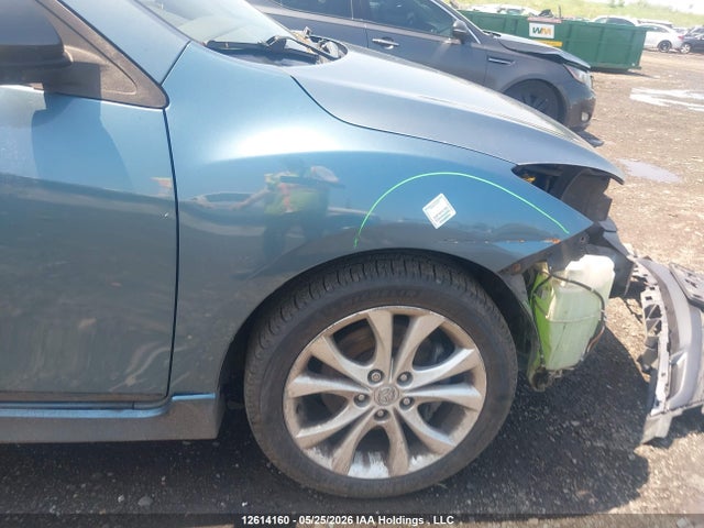 12614160 :رقم المزاد ، JM1BL1M57B1375215 vin ، 2011 Mazda Mazda3 Gt مزاد بيع