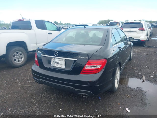 Aukcja sprzedaży 2013 Mercedes-benz C 300 4matic, vin: WDDGF8AB7DA856994, numer aukcji: 12614176