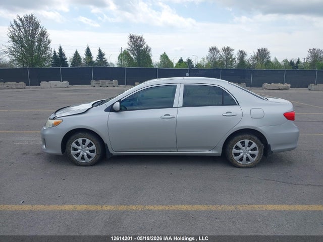 2013 Toyota Corolla მანქანა იყიდება აუქციონზე, vin: 2T1BU4EE5DC921649, აუქციონის ნომერი: 12614201