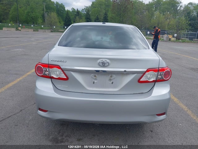 2013 Toyota Corolla მანქანა იყიდება აუქციონზე, vin: 2T1BU4EE5DC921649, აუქციონის ნომერი: 12614201