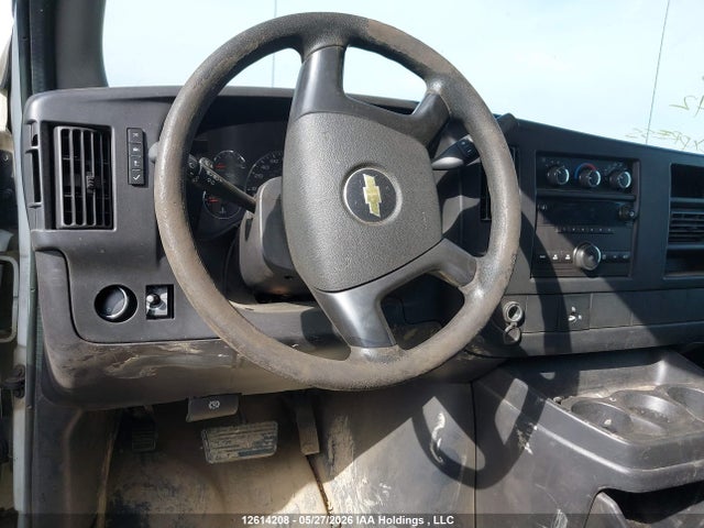 Auction sale of the 2012 Chevrolet Express Cutaway Standard, vin: 1GB3G4CG1C1147942, lot number: 12614208