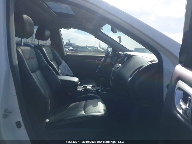 12614227 :رقم المزاد ، 5N1DR2CM7LC648662 vin ، 2020 Nissan Pathfinder Sl مزاد بيع