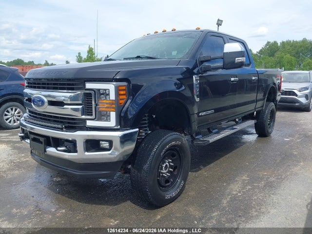 Ford F250 Super Duty 2018 1FT7W2BT4JEC84396 Image 2