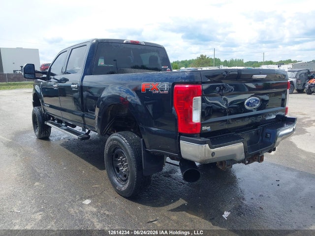 Ford F250 Super Duty 2018 1FT7W2BT4JEC84396 Image 3