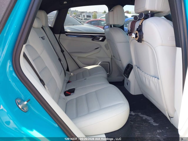 Porsche MACAN S 2022 WP1AG2A54NLB20233 Image 8