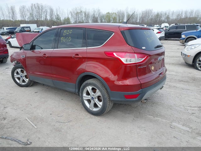 1FMCU0GX1EUC32381 Ford ESCAPE SE
