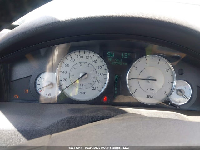 Продажа на аукционе авто 2008 Chrysler 300 Limited, vin: 2C3KA33G38H294831, номер лота: 12614247