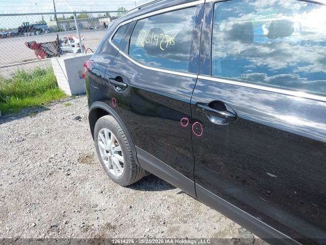 JN1BJ1BW5MW447104 Nissan Qashqai S/sl/sv