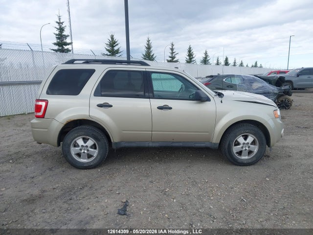 12614309 :رقم المزاد ، 1FMCU9DG9BKA10736 vin ، 2011 Ford Escape Xlt مزاد بيع