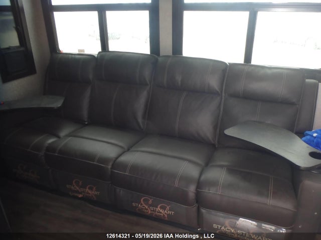 12614321 :رقم المزاد ، 1UJCGSCVXP19N0091 vin ، 2023 Jayco Siesmic 4113 Siesmic 4113 مزاد بيع