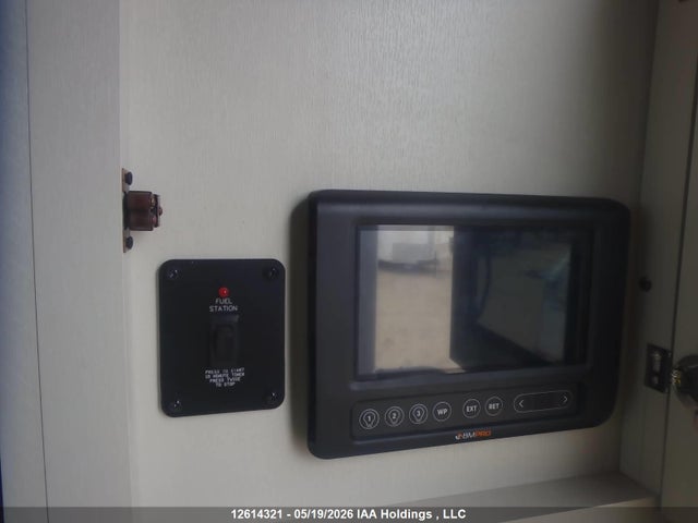 12614321 :رقم المزاد ، 1UJCGSCVXP19N0091 vin ، 2023 Jayco Siesmic 4113 Siesmic 4113 مزاد بيع