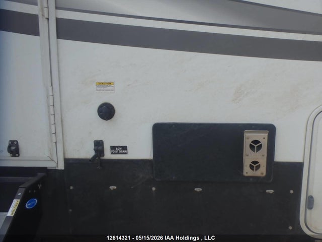12614321 :رقم المزاد ، 1UJCGSCVXP19N0091 vin ، 2023 Jayco Siesmic 4113 Siesmic 4113 مزاد بيع