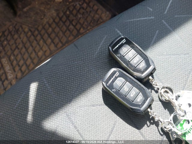 2T3BWRFV2PW181686 Toyota Rav4 Hybrid Le