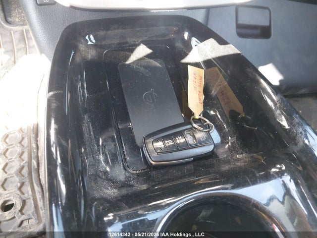 Продажа на аукционе авто 2018 Toyota Prius Prime Upgrade, vin: JTDKARFP1J3085929, номер лота: 12614342