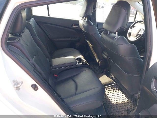 Продажа на аукционе авто 2018 Toyota Prius Prime Upgrade, vin: JTDKARFP1J3085929, номер лота: 12614342