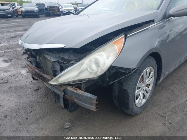 12614352 :رقم المزاد ، 5NPEB4AC4BH232848 vin ، 2011 Hyundai Sonata Gls مزاد بيع