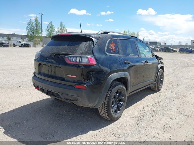 12614358 :رقم المزاد ، 1C4PJMBXXKD116055 vin ، 2019 Jeep Cherokee Trailhawk مزاد بيع