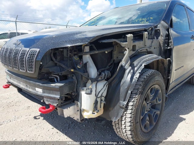 12614358 :رقم المزاد ، 1C4PJMBXXKD116055 vin ، 2019 Jeep Cherokee Trailhawk مزاد بيع