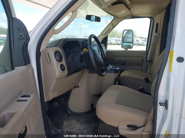 Продажа на аукционе авто 2019 Ford Econoline E450 Super Duty Cutaway Van, vin: 1FDXE4FS6KDC23909, номер лота: 12614359