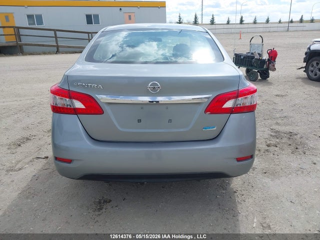 2013 Nissan Sentra მანქანა იყიდება აუქციონზე, vin: 3N1AB7AP7DL715632, აუქციონის ნომერი: 12614376