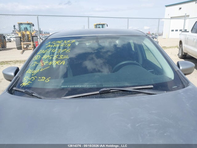 2013 Nissan Sentra მანქანა იყიდება აუქციონზე, vin: 3N1AB7AP7DL715632, აუქციონის ნომერი: 12614376
