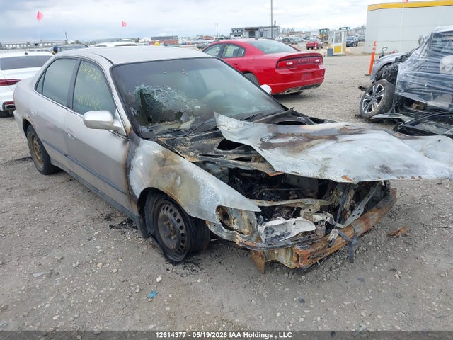 12614377 :رقم المزاد ، 1HGCG5643WA816351 vin ، 1998 Honda Accord Lx مزاد بيع