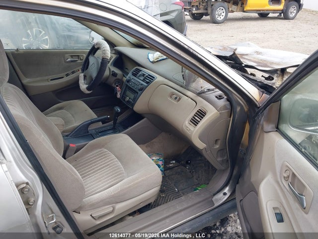 Продаж на аукціоні авто 1998 Honda Accord Lx, vin: 1HGCG5643WA816351, номер лоту: 12614377