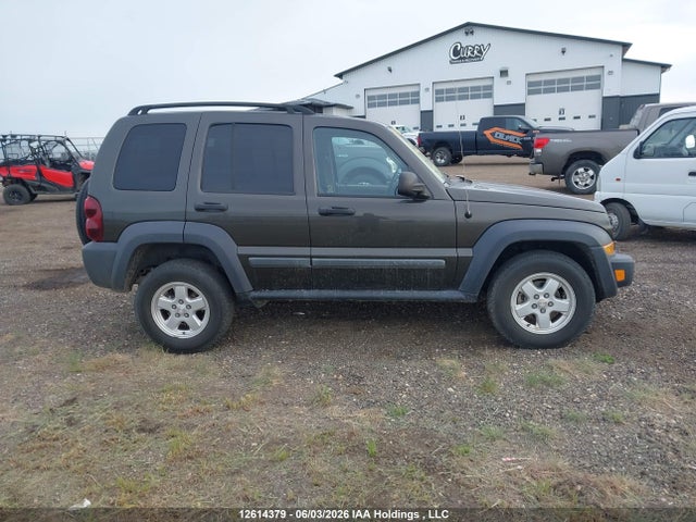 12614379 :رقم المزاد ، 1J4GL48K36W145696 vin ، 2006 Jeep Liberty Sport مزاد بيع