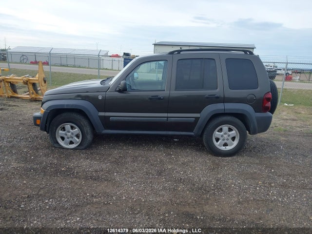 12614379 :رقم المزاد ، 1J4GL48K36W145696 vin ، 2006 Jeep Liberty Sport مزاد بيع