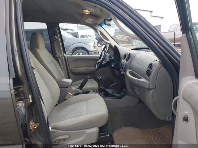 12614379 :رقم المزاد ، 1J4GL48K36W145696 vin ، 2006 Jeep Liberty Sport مزاد بيع