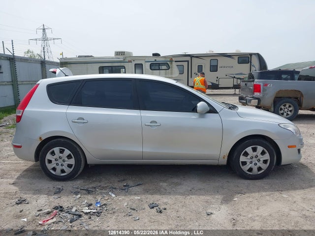 12614390 :رقم المزاد ، KMHDB8AE3AU070182 vin ، 2010 Hyundai Elantra Touring Gl مزاد بيع