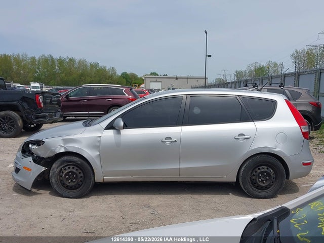 12614390 :رقم المزاد ، KMHDB8AE3AU070182 vin ، 2010 Hyundai Elantra Touring Gl مزاد بيع
