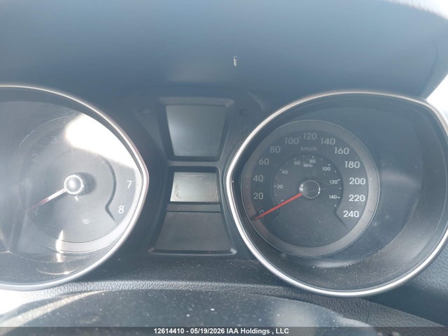 KMHD25LH3GU283132 Hyundai Elantra Gt Gl