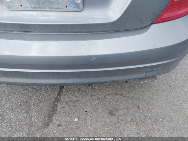 2011 Mercedes-benz C 250 4matic მანქანა იყიდება აუქციონზე, vin: WDDGF8FB2BA519249, აუქციონის ნომერი: 12614415