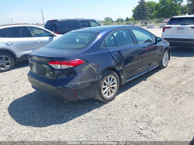 Toyota COROLLA LE 2022 5YFBPMBEXNP297330 Image 4
