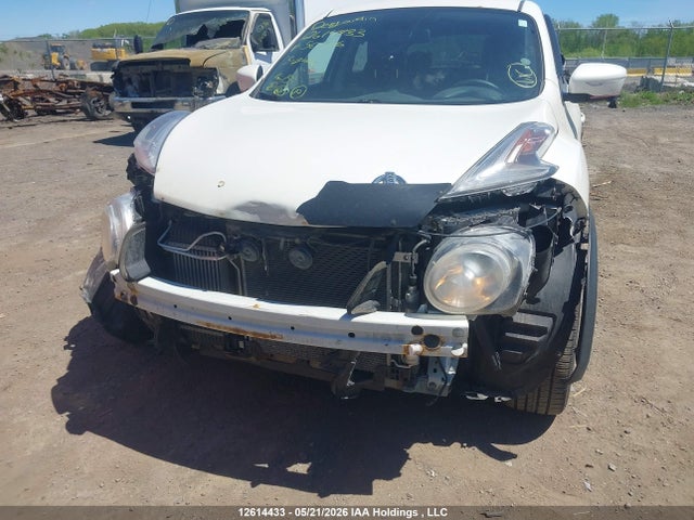 Aukcja sprzedaży 2015 Nissan Juke S/sv/sl/nismo, vin: JN8AF5MV7FT561006, numer aukcji: 12614433