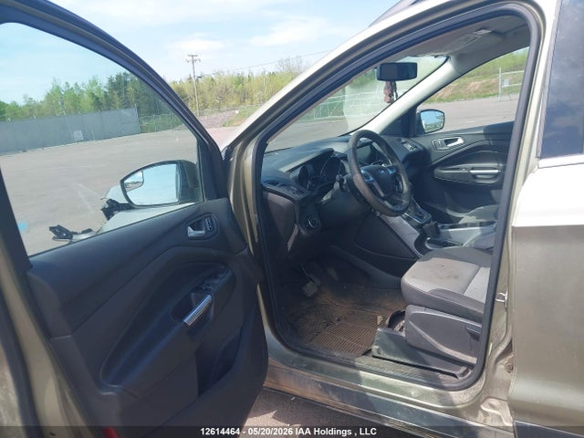 Продажа на аукционе авто 2013 Ford Escape Se, vin: 1FMCU9G95DUC49656, номер лота: 12614464