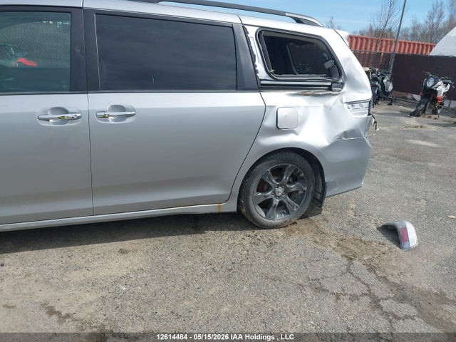 Aukcja sprzedaży 2015 Toyota Sienna Sport, vin: 5TDXK3DC7FS565883, numer aukcji: 12614484