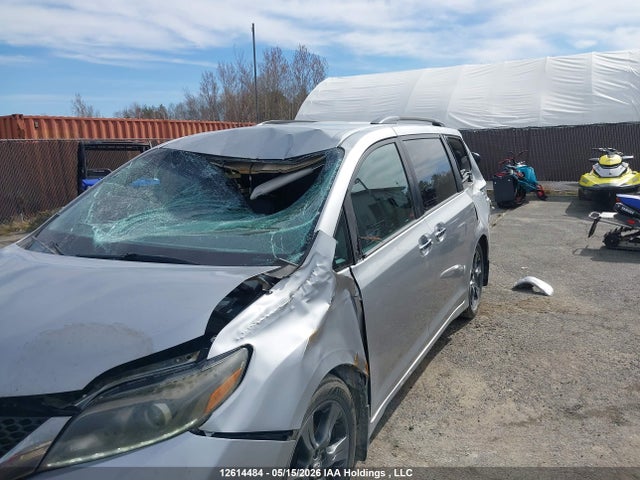 Aukcja sprzedaży 2015 Toyota Sienna Sport, vin: 5TDXK3DC7FS565883, numer aukcji: 12614484